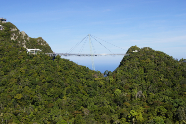 SkyBridge0158