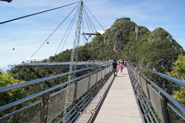 SkyBridge0268